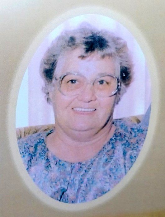 ALDUM-Nellie-1928-2010-F_01