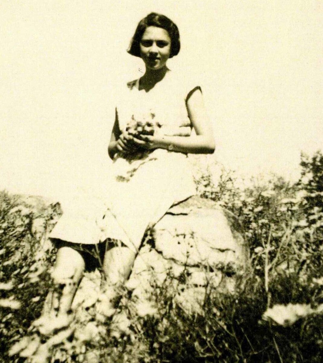 GILIOMEE-Warnia-1936-2025-F_05