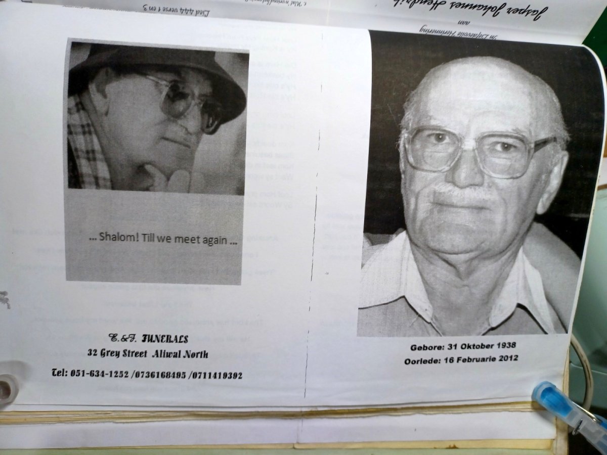 SCHLEBUSCH-Stephanus-Jacobus-Nn-Fanie-1938-2012-M-01