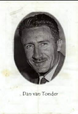 TONDER-VAN-Daniel-Jacobus-Francois-Nn-Dan-1923-2004-GGSA.NoordWesVersameling-M