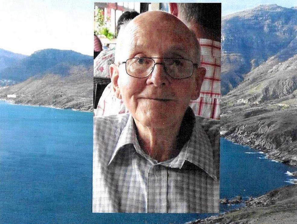 TROUGHTON-Robert-Nn-Bob-1929-2016-M_01