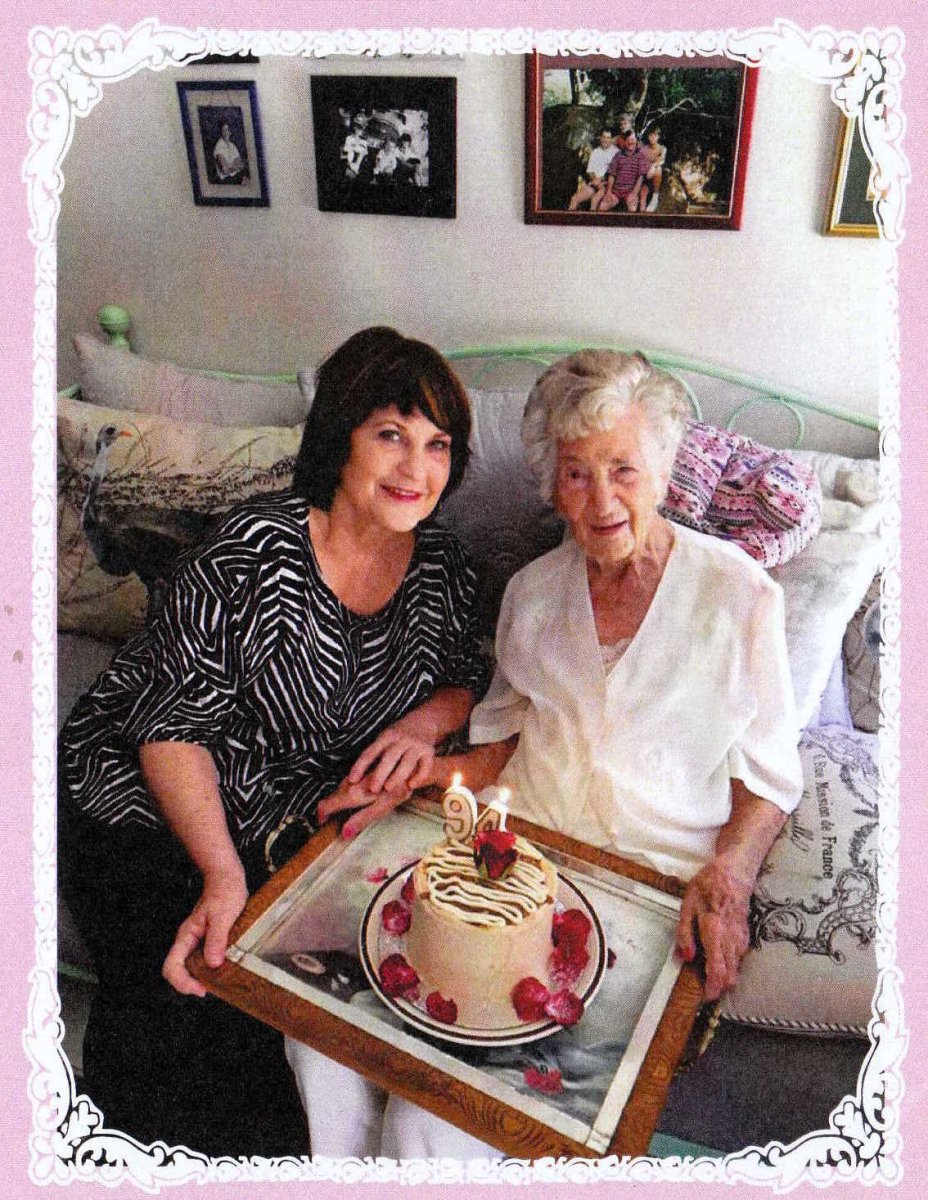 WALT-VAN-DER-Connie-1921-2016-F_98